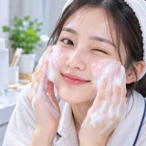 사춘기 피지 관리를 위한 기본 스킨케어